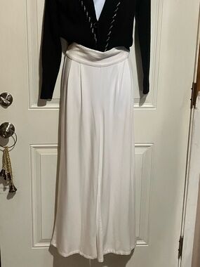 Jessica Simpson White Wide Leg Palazzo Pants Pristine Condition XS but roomy